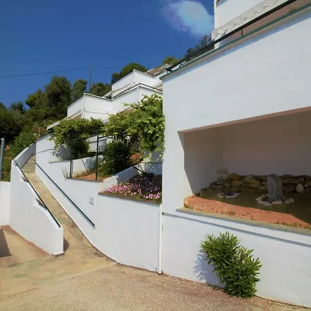 Hotel Dionysos 3*